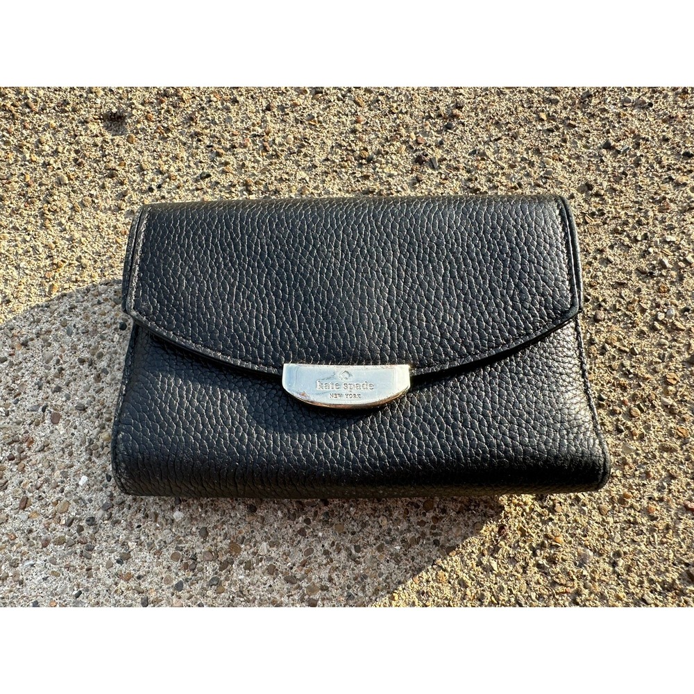 Kate Spade New York Medium Compact Bifold Wallet Black